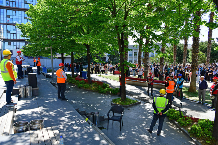 İstanbul Kültür Üniversitesi Deprem Tatbikatı