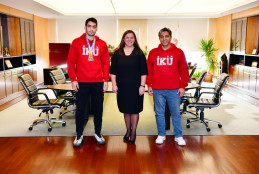 Rektörümüz Prof. Dr. Fadime Üney Yüksektepe, Türkiye Şampiyonu Öğrencimizi Ağırladı